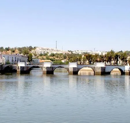 Taah Billa Gæstehus Tavira